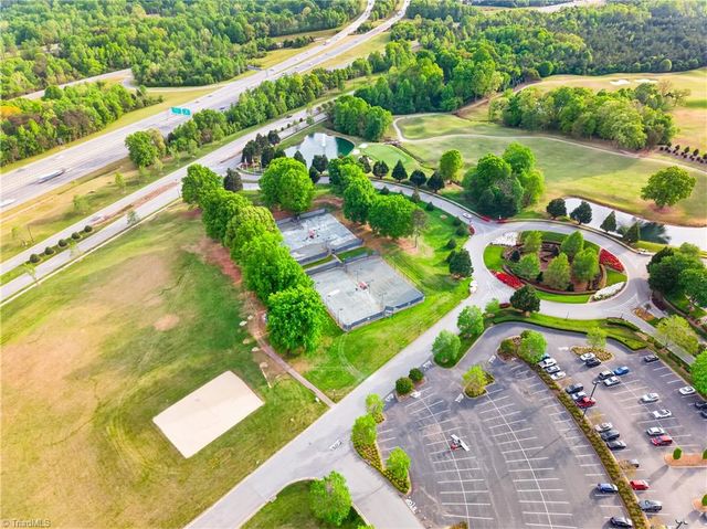 5106 Whaitley Lane, Greensboro, NC 27407