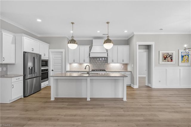 5106 Whaitley Lane, Greensboro, NC 27407