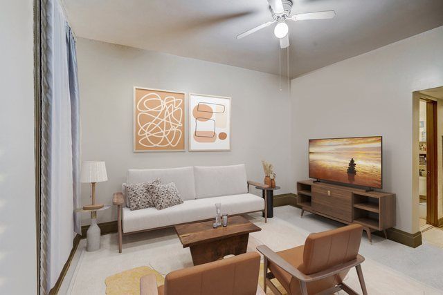 2326 S Sacramento Avenue, Chicago, IL 60623