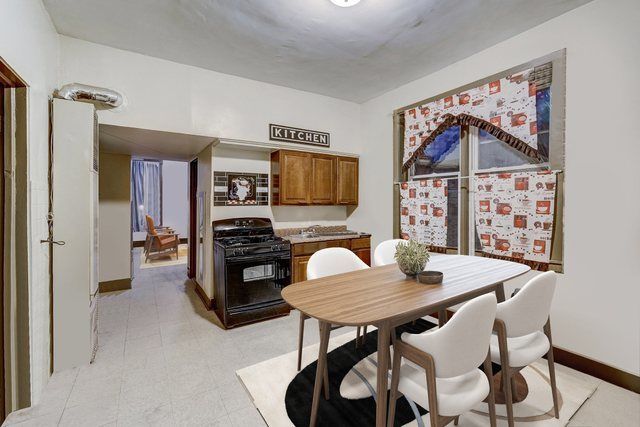 2326 S Sacramento Avenue, Chicago, IL 60623