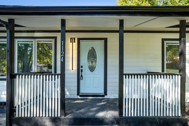 1124 Apple St, Lewisburg, TN 37091