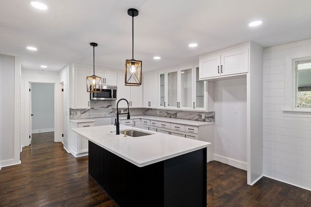 1124 Apple St, Lewisburg, TN 37091