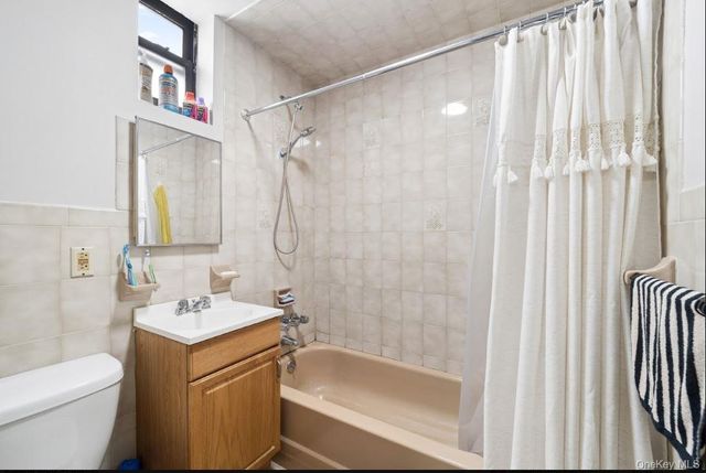 76-04 68th Avenue, Middle Village, NY 11379