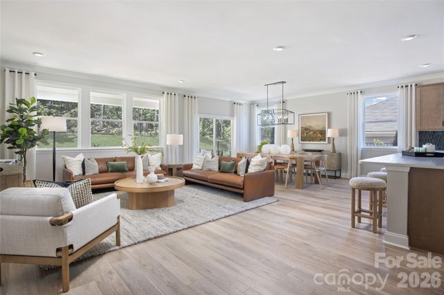 6042 Bella Vista Drive, Denver, NC 28037