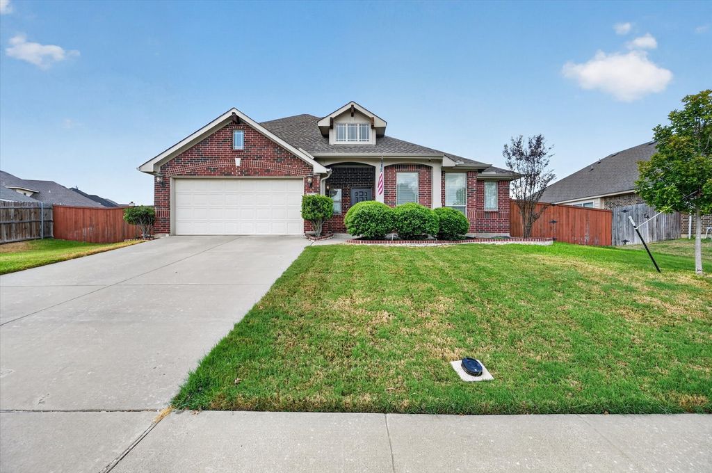 4501 Waterford Glen Drive, Mansfield, TX 76063 — exterior