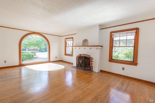 1124 Tuolumne St, Vallejo, CA 94590