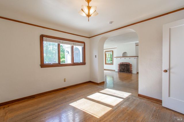 1124 Tuolumne St, Vallejo, CA 94590