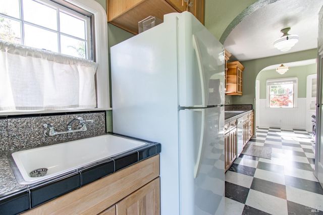 1124 Tuolumne St, Vallejo, CA 94590