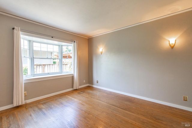 1124 Tuolumne St, Vallejo, CA 94590