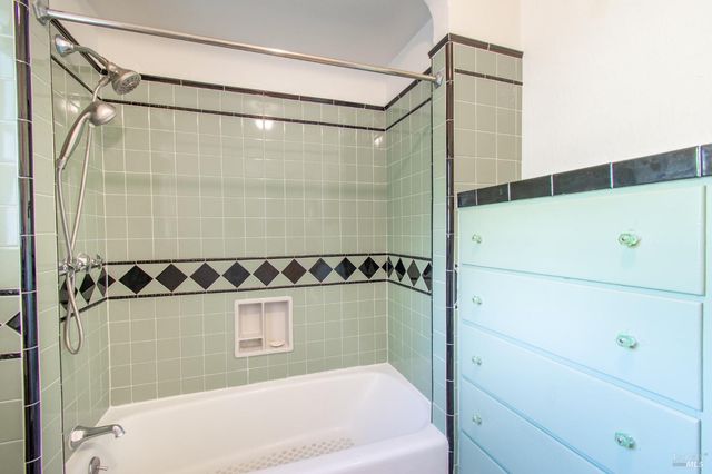 1124 Tuolumne St, Vallejo, CA 94590