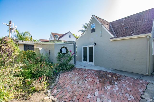 1124 Tuolumne St, Vallejo, CA 94590