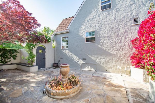 1124 Tuolumne St, Vallejo, CA 94590