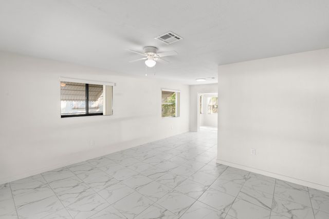 621 N 71st Avenue, Hollywood, FL 33024