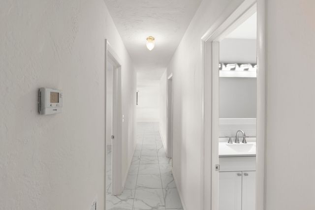 621 N 71st Avenue, Hollywood, FL 33024