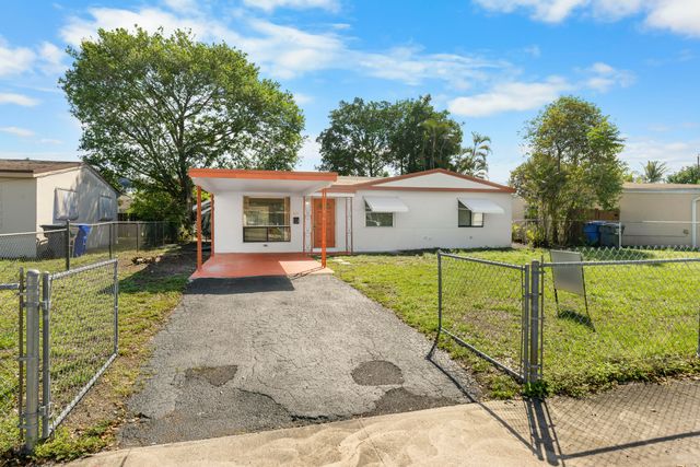 621 N 71st Avenue, Hollywood, FL 33024