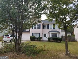 8495 Glendevon Court, Riverdale, GA 30274