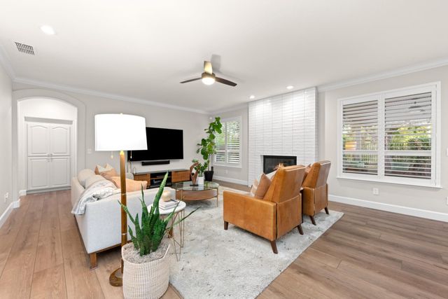 1548 Manasco Cir, Folsom, CA 95630