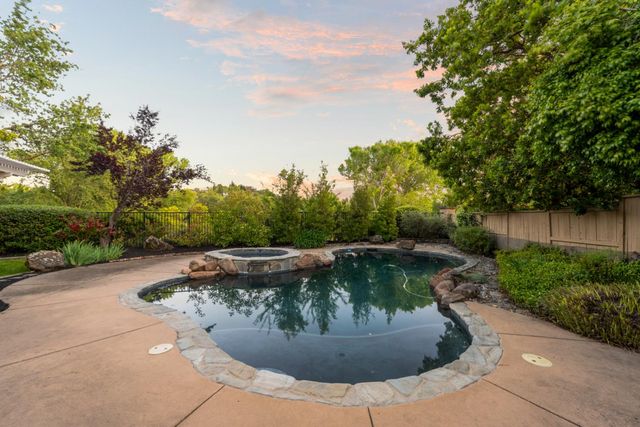 1548 Manasco Cir, Folsom, CA 95630
