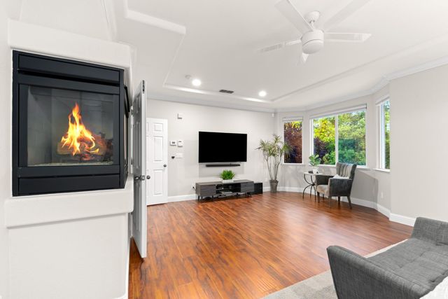 1548 Manasco Cir, Folsom, CA 95630