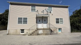 31 Waterbury Avenue, Stamford, CT 06902