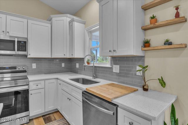172 Lea Drive, Hampstead, NC 28443