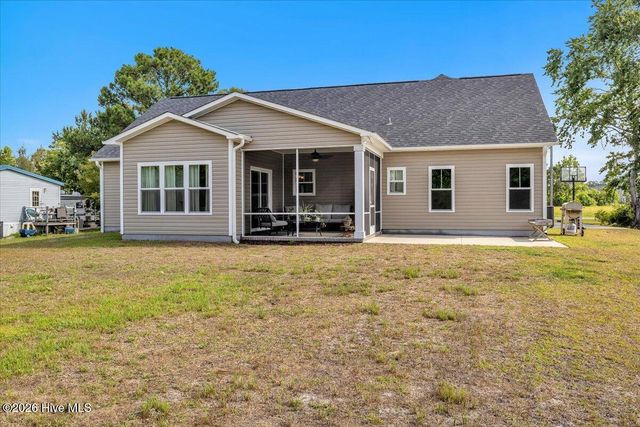 172 Lea Drive, Hampstead, NC 28443