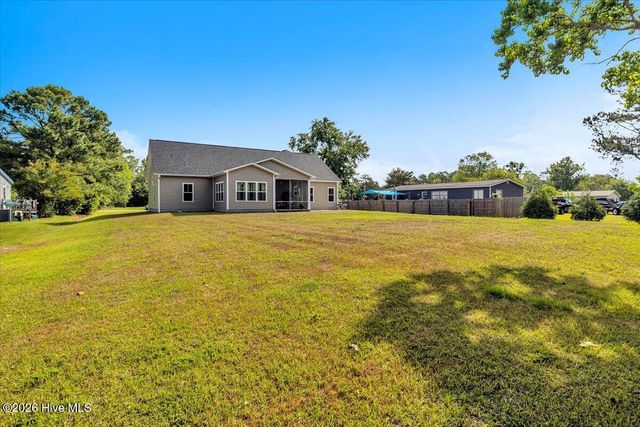 172 Lea Drive, Hampstead, NC 28443