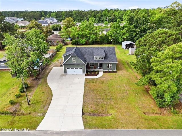 172 Lea Drive, Hampstead, NC 28443