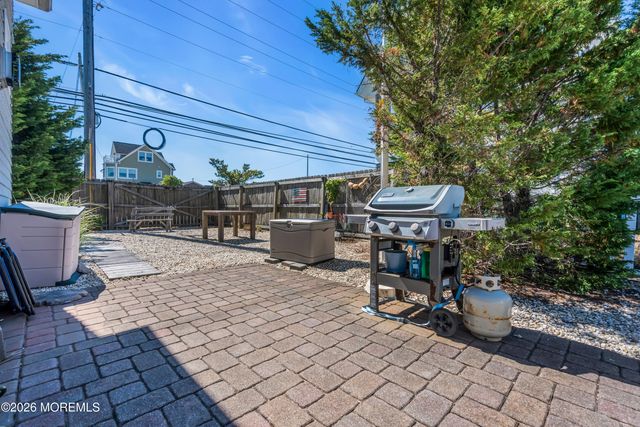 201 Hayes Court, Lavallette, NJ 08735