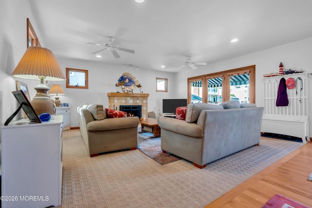 201 Hayes Court, Lavallette, NJ 08735