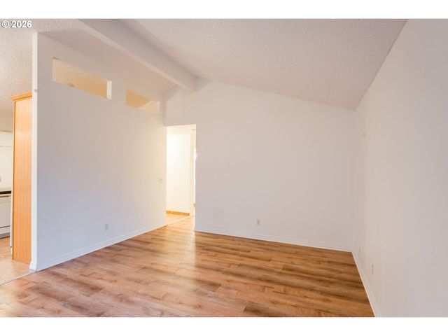 2320 Ne RENE Ave, Gresham, OR 97030