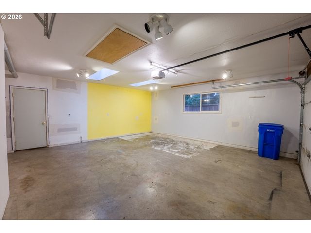 2320 Ne RENE Ave, Gresham, OR 97030