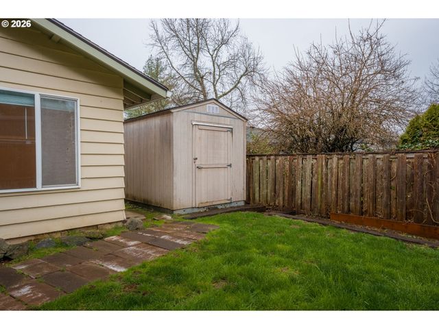 2320 Ne RENE Ave, Gresham, OR 97030