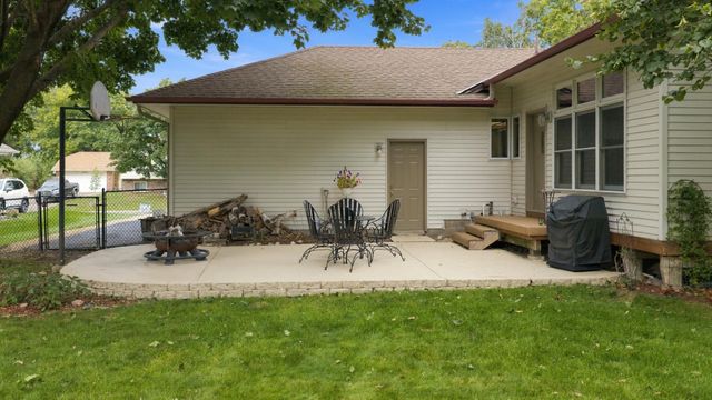 12763 Verdin Street NW, Coon Rapids, MN 55448
