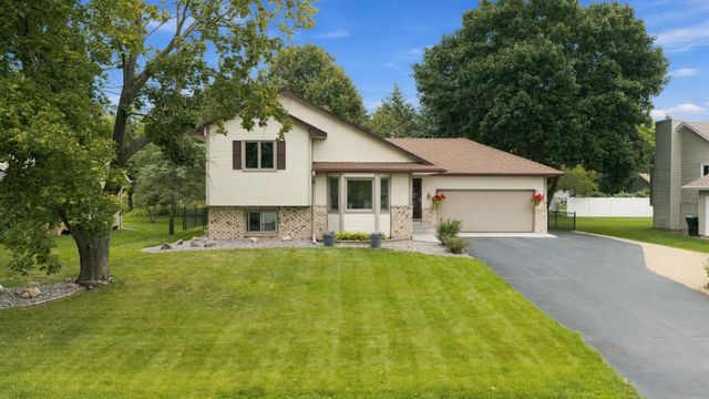 12763 Verdin Street NW, Coon Rapids, MN 55448