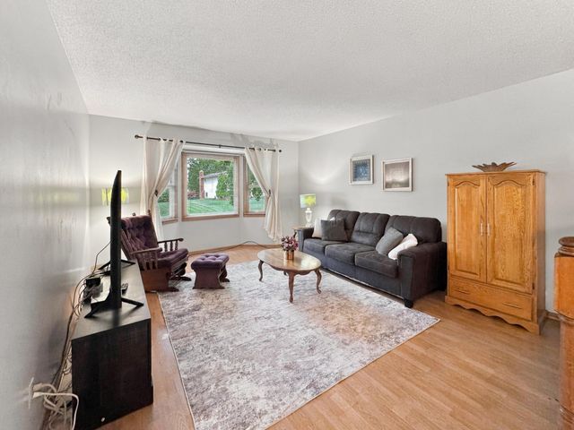 12763 Verdin Street NW, Coon Rapids, MN 55448
