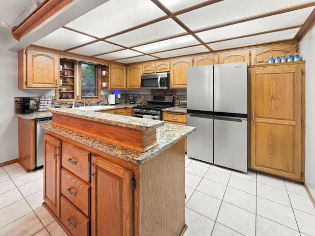 12763 Verdin Street NW, Coon Rapids, MN 55448