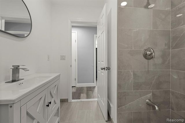 5708 Warwick Street, Detroit, MI 48228