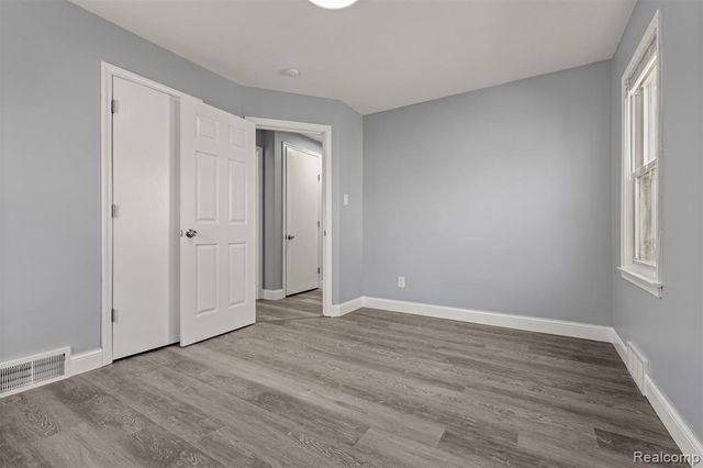 5708 Warwick Street, Detroit, MI 48228