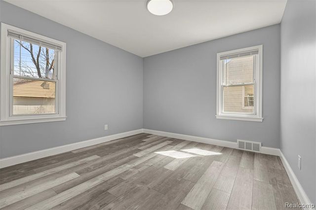 5708 Warwick Street, Detroit, MI 48228