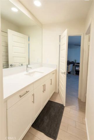 166 Ambrosia Court, Perris, CA 92571