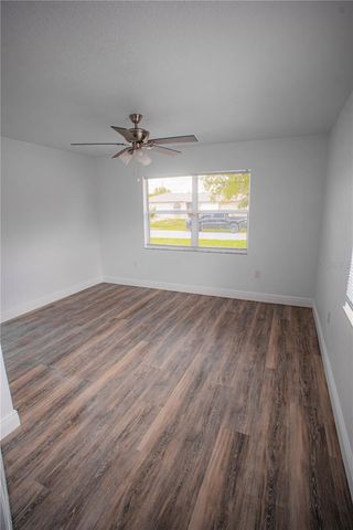 549 LAKEMONT AVENUE NW, Port Charlotte, FL 33952