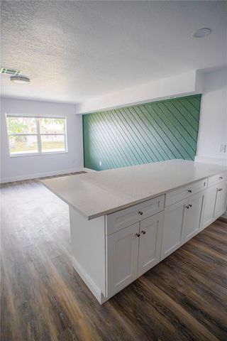 549 LAKEMONT AVENUE NW, Port Charlotte, FL 33952