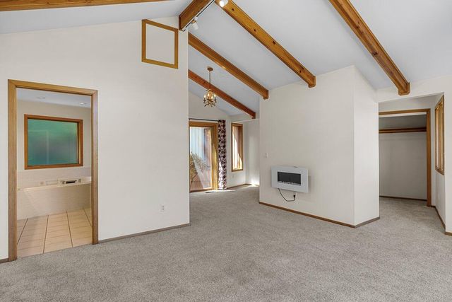 575 Dogwood Way, Ashland, OR 97520