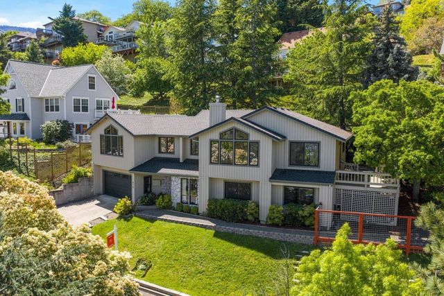 575 Dogwood Way, Ashland, OR 97520
