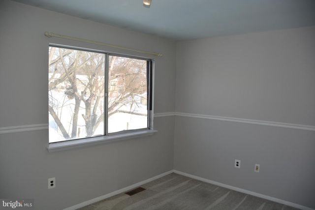 6474 HEATHERFIELD WAY, Harrisburg, PA 17112