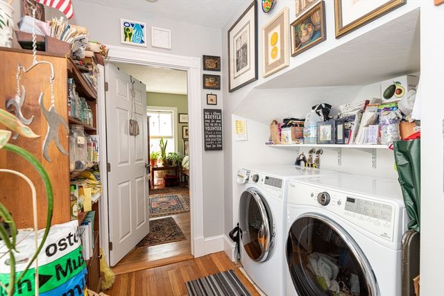 36 Essex St 1, Salem, MA 01970