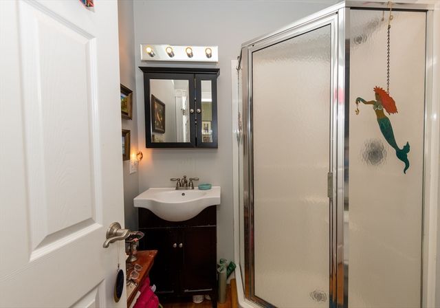 36 Essex St 1, Salem, MA 01970