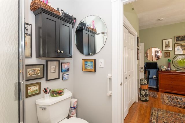 36 Essex St 1, Salem, MA 01970