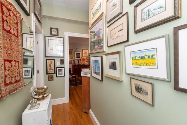 36 Essex St 1, Salem, MA 01970